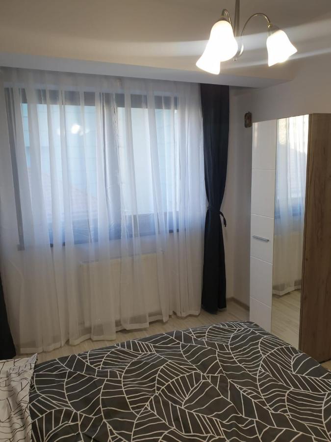 Topaz Central Apartment Bacau Exterior photo